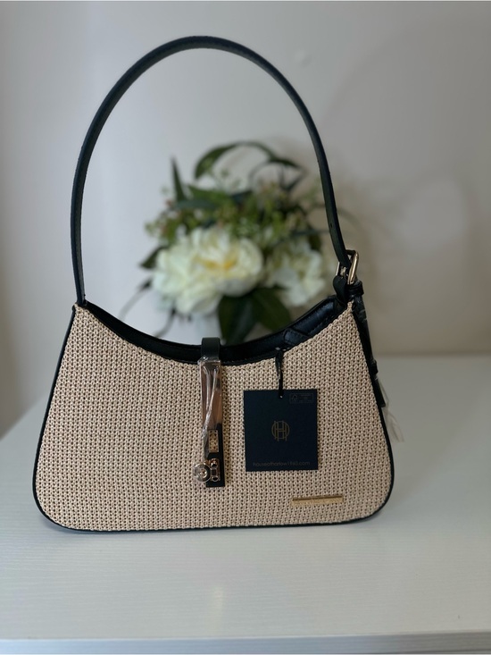 House of Harlow 1960 Handbags - House of Harlow 1960 Beige Woven Shoulder Bag NWT